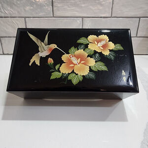 San Francisco Music Jewelry Box Black No. 2016/2500. Plays "Memory"